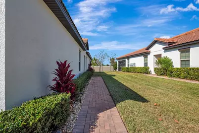 17003 Clear Cork Drive, Wimauma, FL 33598 - Photo 8