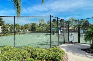 3776 82nd Ave Cir E, Sarasota, FL 34243 - Photo 18