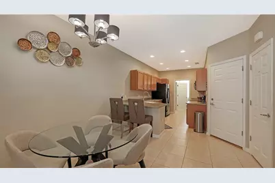 3776 82nd Avenue Circle E #103, Sarasota, FL 34243 - Photo 10