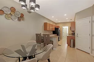 3776 82nd Ave Cir E, Sarasota, FL 34243 - Photo 10