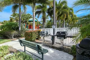 3776 82nd Ave Cir E, Sarasota, FL 34243 - Photo 34