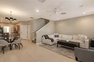 3776 82nd Ave Cir E, Sarasota, FL 34243 - Photo 6