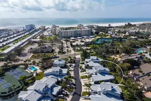 1225 Siesta Bayside Dr, Sarasota, FL 34242 - Photo 44