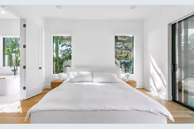 2177 Sunnyside Place, Sarasota, FL 34239 - Photo 52