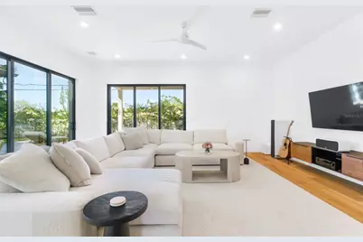 2177 Sunnyside Place, Sarasota, FL 34239 - Photo 18