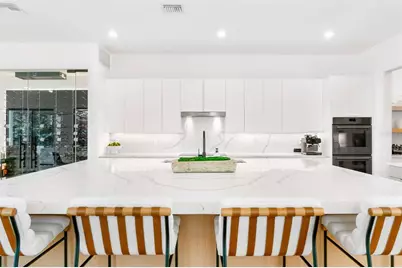 2177 Sunnyside Place, Sarasota, FL 34239 - Photo 10