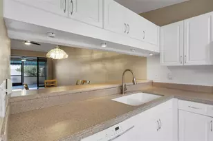 3441 Beekman Pl, Sarasota, FL 34235 - Photo 16