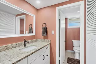 4370 Chatham Dr, Longboat Key, FL 34228 - Photo 14