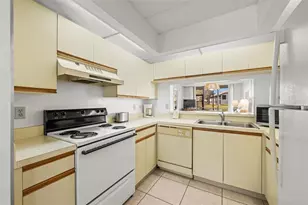 4325 46th Ave W, Bradenton, FL 34210 - Photo 6