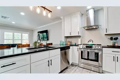 1511 21st Street W, Bradenton, FL 34205 - Photo 12