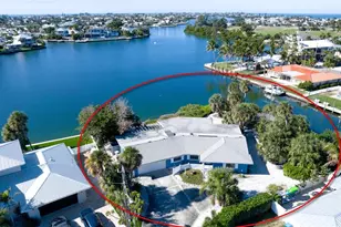 627 Concord Ln, Holmes Beach, FL 34217 - Photo 2