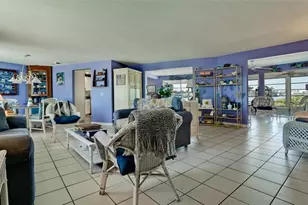 627 Concord Ln, Holmes Beach, FL 34217 - Photo 32