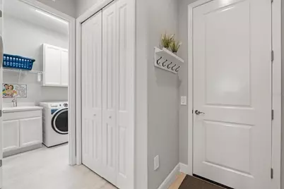 8281 Grande Shores Drive, Sarasota, FL 34240 - Photo 38