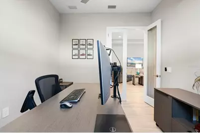 8281 Grande Shores Drive, Sarasota, FL 34240 - Photo 36