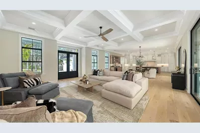 656 Tropical Circle, Sarasota, FL 34242 - Photo 6