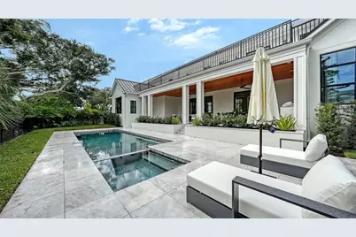 656 Tropical Circle, Sarasota, FL 34242 - Photo 18