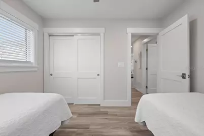 211 85th Street, Holmes Beach, FL 34217 - Photo 34