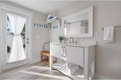 211 85th Street, Holmes Beach, FL 34217 - Photo 38