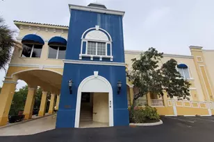 570 Blackburn Point Rd, Osprey, FL 34229 - Photo 2