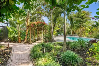 6349 Ravenwood Way, Sarasota, FL 34243 - Photo 56