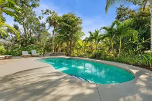 6349 Ravenwood Way, Sarasota, FL 34243 - Photo 54