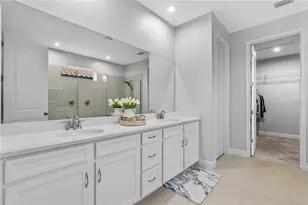 20332 Bandera Pl, Venice, FL 34293 - Photo 16