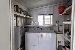 3213 Sycamore Terrace, Sarasota, FL 34237 - Photo 30