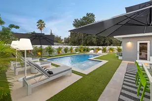 2160 Sunnyside Pl, Sarasota, FL 34239 - Photo 24