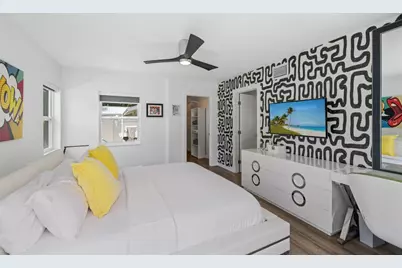 2160 Sunnyside Place, Sarasota, FL 34239 - Photo 12