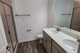 3080 Via Sienna Cir, Sarasota, FL 34243 - Photo 12