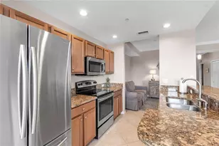 7015 River Hammock Dr, Bradenton, FL 34212 - Photo 8