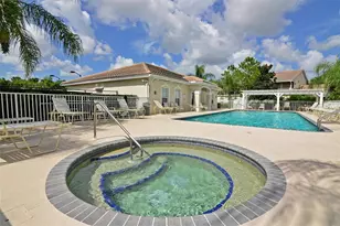 6335 Bay Cedar Ln, Bradenton, FL 34203 - Photo 18