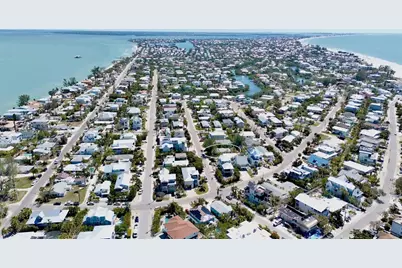 709 Fern Street, Anna Maria, FL 34216 - Photo 32