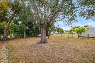 772 Forest Hill Ln NW, Port Charlotte, FL 33948 - Photo 32