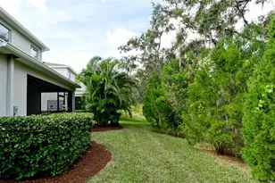 6476 Boxgrove Dr, Sarasota, FL 34240 - Photo 16