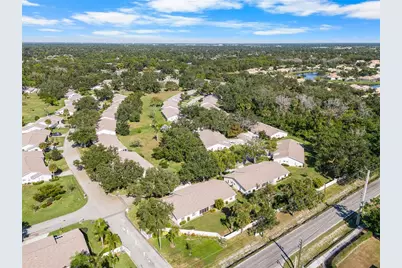 4299 Oakhurst Circle E #3052, Sarasota, FL 34233 - Photo 18