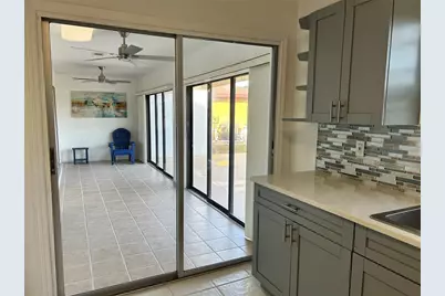 8611 51st Avenue W, Bradenton, FL 34210 - Photo 16