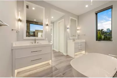 104 Sunset Lane, Holmes Beach, FL 34217 - Photo 32