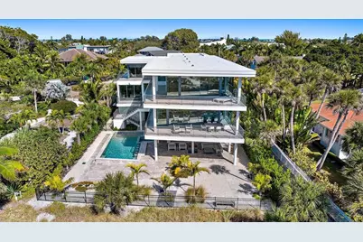 104 Sunset Lane, Holmes Beach, FL 34217 - Photo 6