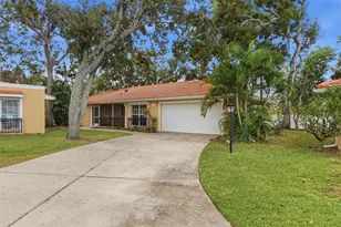 131 49th Ct E, Palmetto, FL 34221 - Photo 2