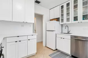 3629 Almeria Ave, Sarasota, FL 34239 - Photo 12