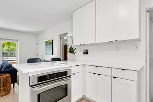 3629 Almeria Ave, Sarasota, FL 34239 - Photo 14