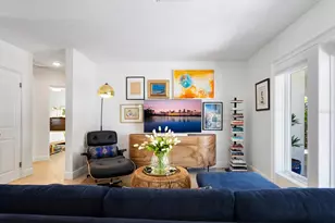 3629 Almeria Ave, Sarasota, FL 34239 - Photo 6