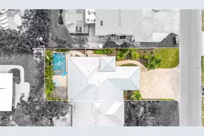 302 67th Street, Holmes Beach, FL 34217 - Photo 32