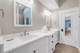 302 67th St, Holmes Beach, FL 34217 - Photo 20