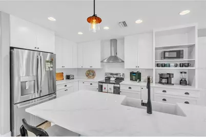 302 67th Street, Holmes Beach, FL 34217 - Photo 14