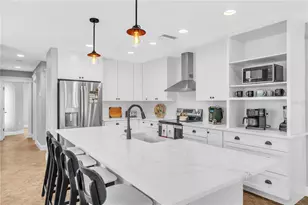 302 67th St, Holmes Beach, FL 34217 - Photo 6