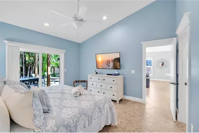 302 67th Street, Holmes Beach, FL 34217 - Photo 16