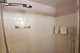 2009 Riverbluff Pkwy, Sarasota, FL 34231 - Photo 16