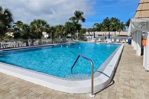 2009 Riverbluff Pkwy, Sarasota, FL 34231 - Photo 28